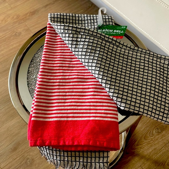NWT COCOA & PEPPERMINT DISHTOWELS (2) - Picture 4 of 6
